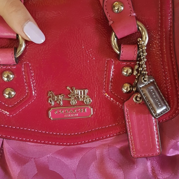 *SOLD* Signature Coach Bag - Picture 2 of 7